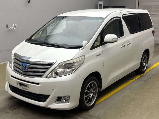 TOYOTA ALPHARD 2013