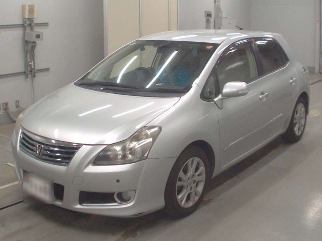 TOYOTA BLADE 2011