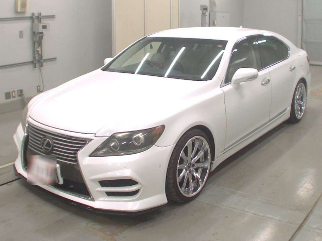 LEXUS LS