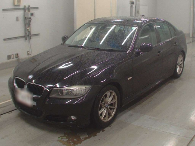 BMW 3 SERIES 2011
