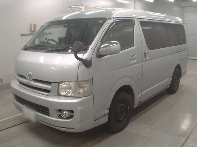 TOYOTA HIACE 2006