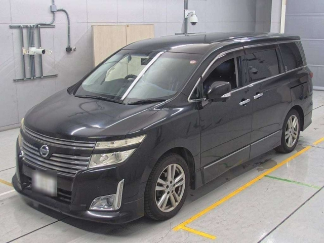NISSAN ELGRAND 2010