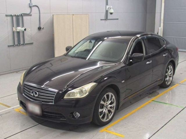 NISSAN FUGA 2010
