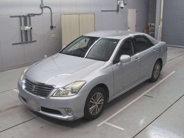 TOYOTA CROWN 2012