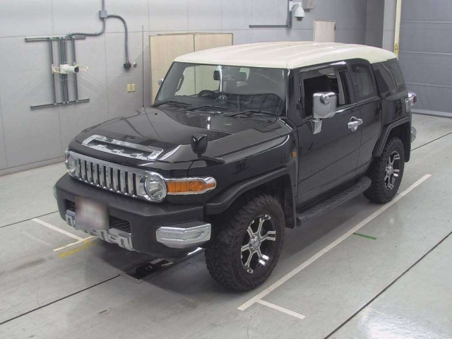 TOYOTA FJ CRUISER 2014