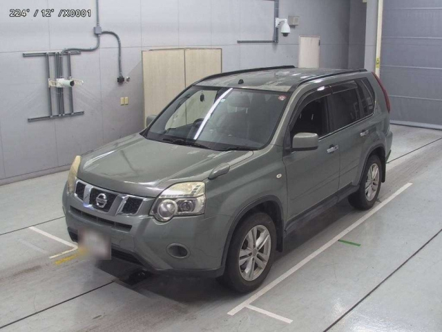 NISSAN X-TRAIL