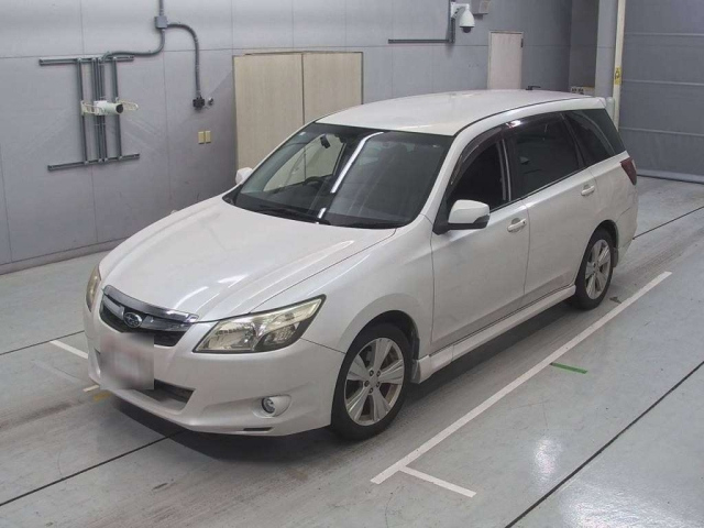 SUBARU EXIGA 2012