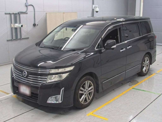 NISSAN ELGRAND 2010