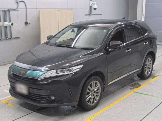 TOYOTA HARRIER 2017