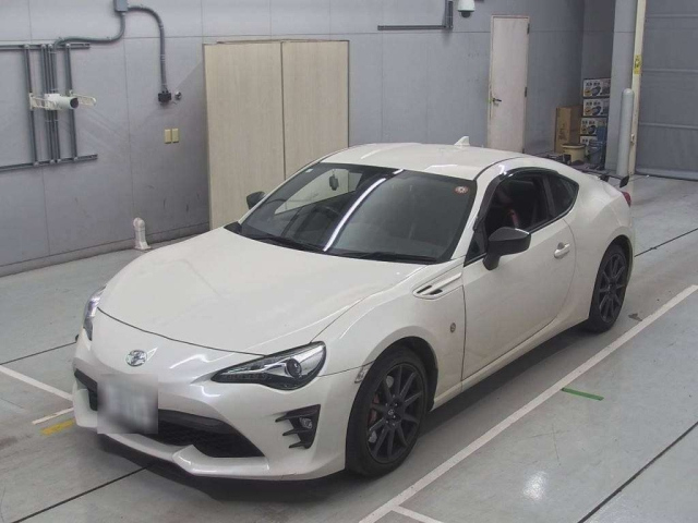 TOYOTA 86
