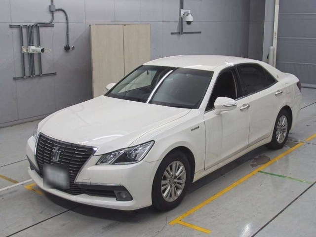 TOYOTA CROWN 2015