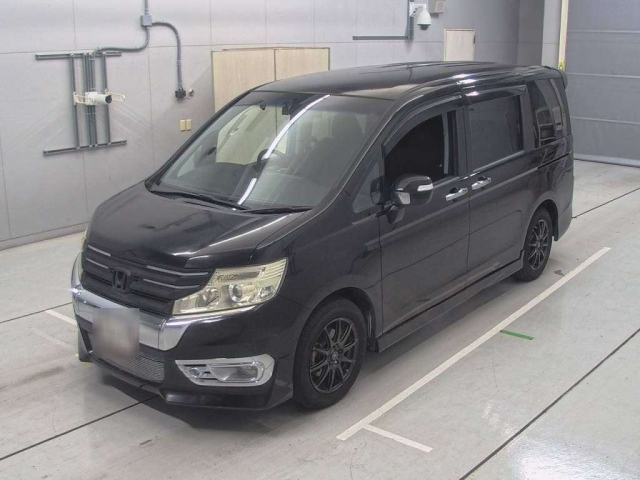 HONDA STEP WAGON 2012