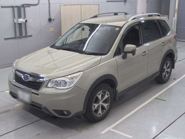 SUBARU FORESTER 2015