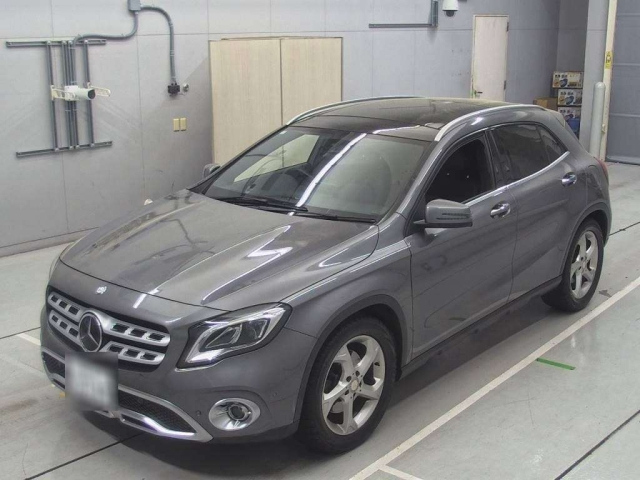 MERCEDES BENZ GLA CLASS 2017