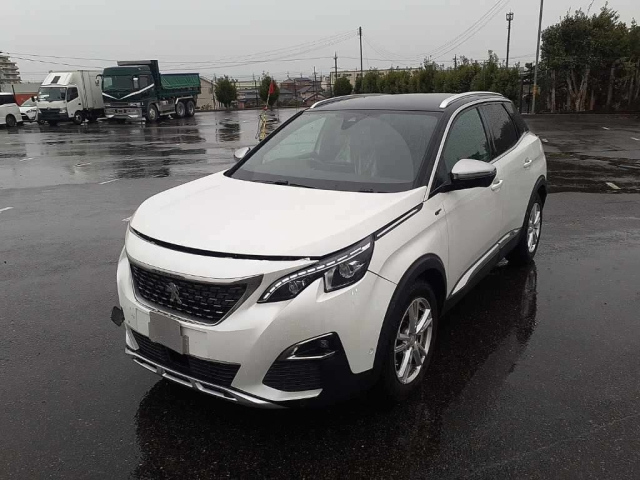 PEUGEOT 3008 2018