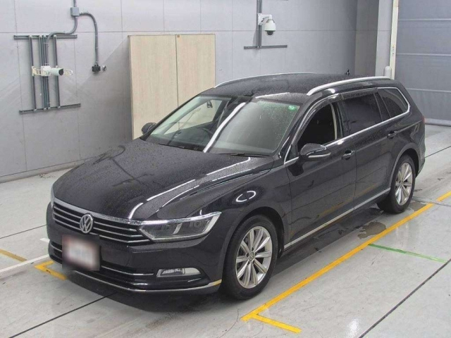VOLKSWAGEN PASSAT VARIANT 2018