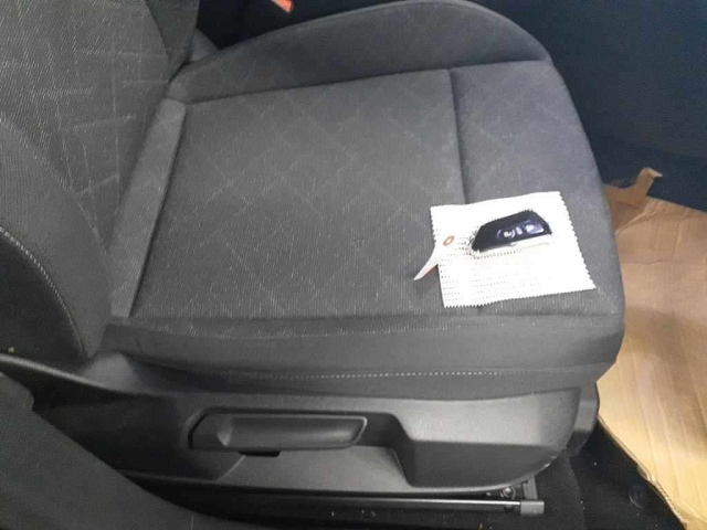 VOLKSWAGEN GOLF 2024