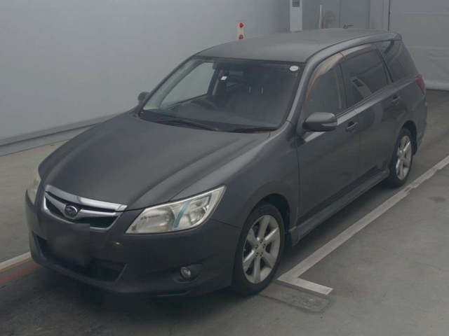 SUBARU EXIGA 2010