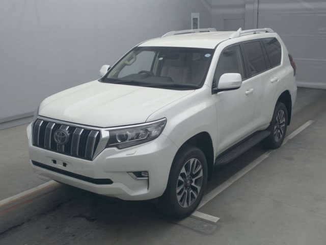TOYOTA LAND CRUISER PRADO 2022