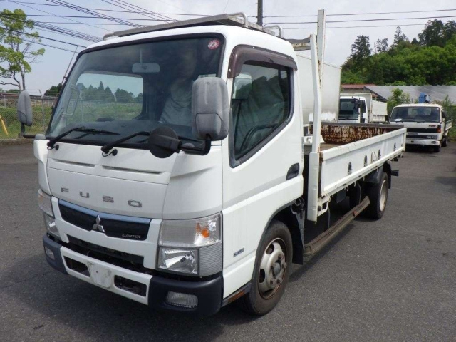 MITSUBISHI CANTER 2018
