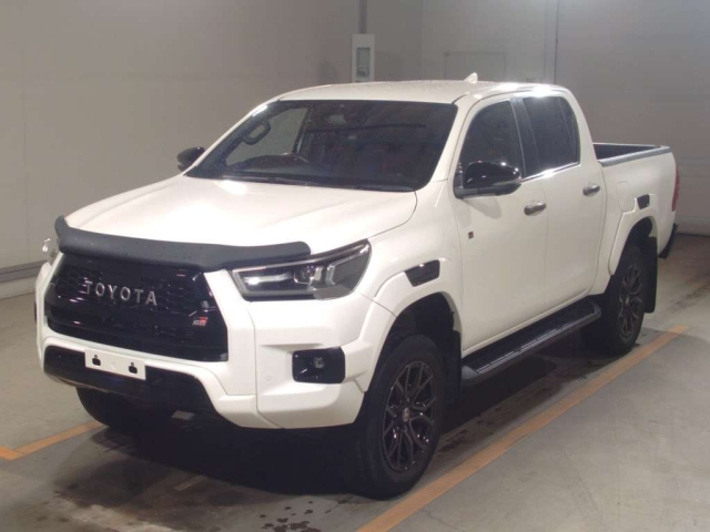 TOYOTA HILUX 2023