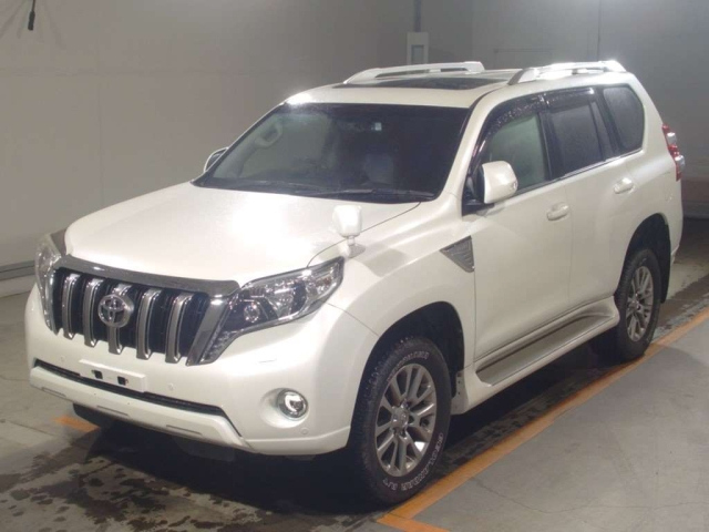 TOYOTA LAND CRUISER PRADO 2016