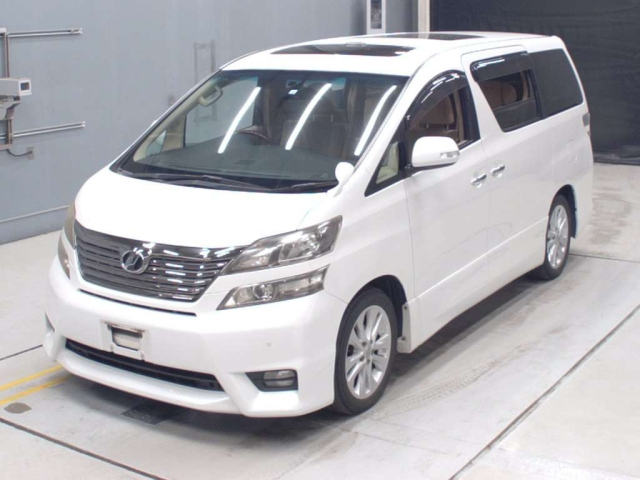 TOYOTA VELLFIRE 2010