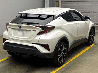 TOYOTA C-HR 2017