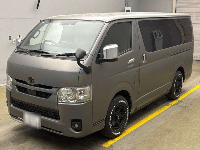 TOYOTA HIACE VAN 2024