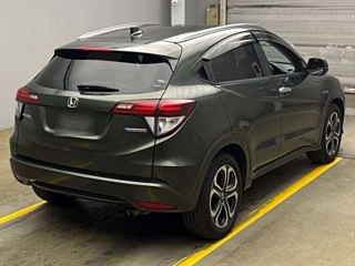 HONDA VEZEL 2015