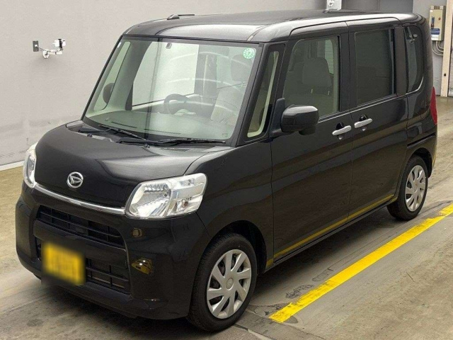 DAIHATSU TANTO 2015