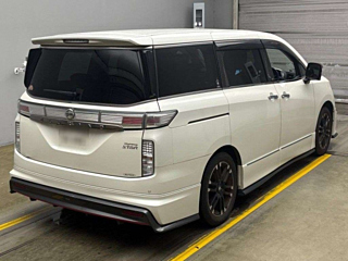 NISSAN ELGRAND 2018