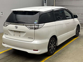 TOYOTA ESTIMA 2014