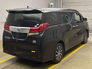 TOYOTA ALPHARD 2015