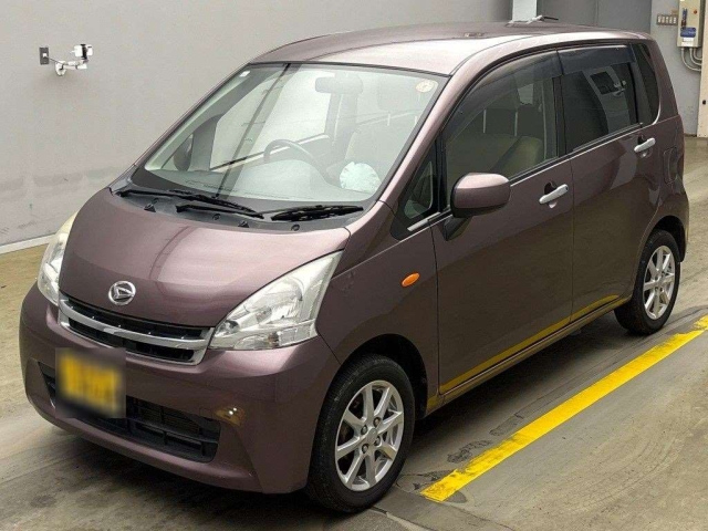 DAIHATSU MOVE 2011