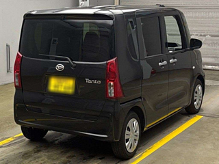 DAIHATSU TANTO 2024