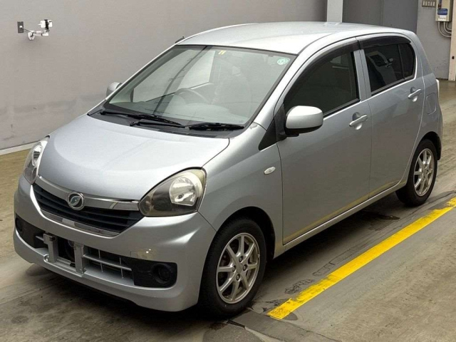 DAIHATSU MIRA E S 2014