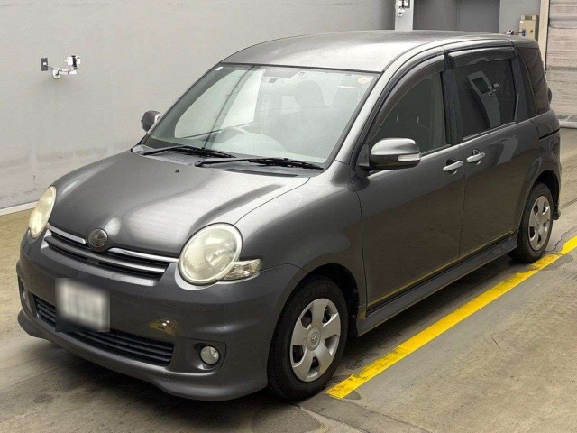 TOYOTA SIENTA 2009