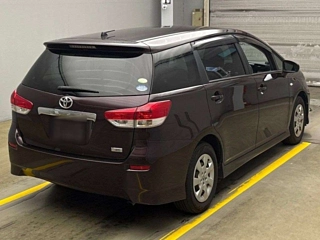 TOYOTA WISH 2010