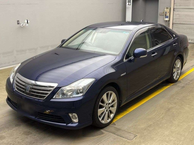 TOYOTA CROWN 2010