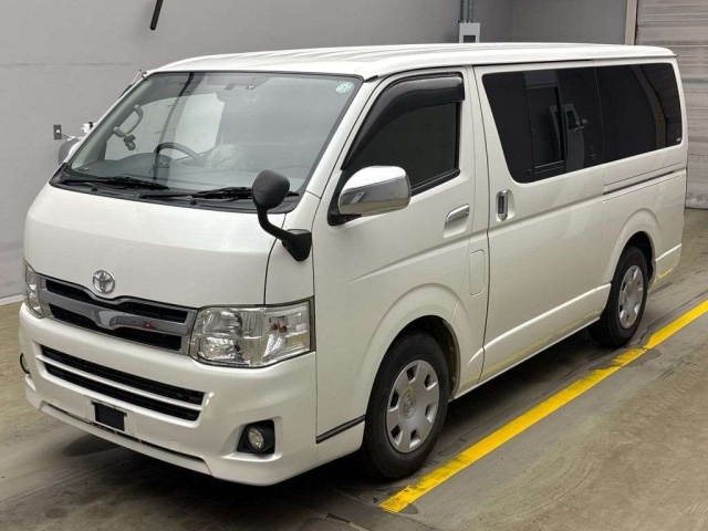 TOYOTA REGIUS ACE VAN 2014