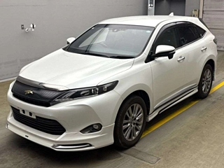 TOYOTA HARRIER 2017