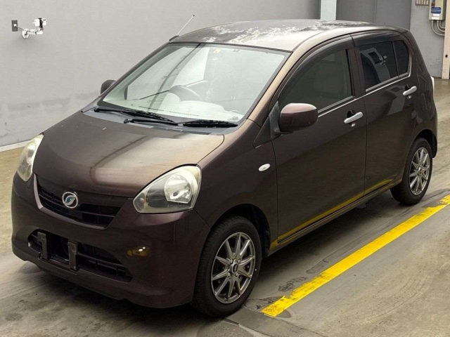 DAIHATSU MIRA E S 2012