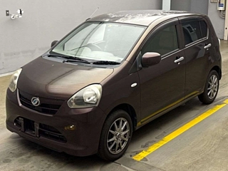 DAIHATSU MIRA E S 2012