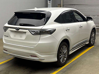 TOYOTA HARRIER 2017