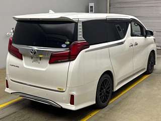 TOYOTA ALPHARD 2018