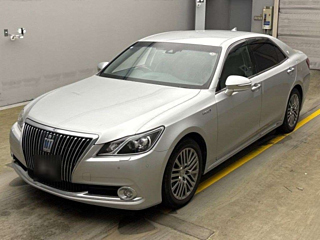 TOYOTA CROWN 2016
