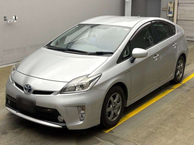 TOYOTA PRIUS 2014
