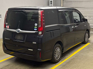 TOYOTA ESQUIRE 2016