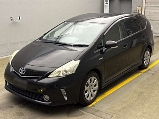 TOYOTA PRIUS ALPHA 2012